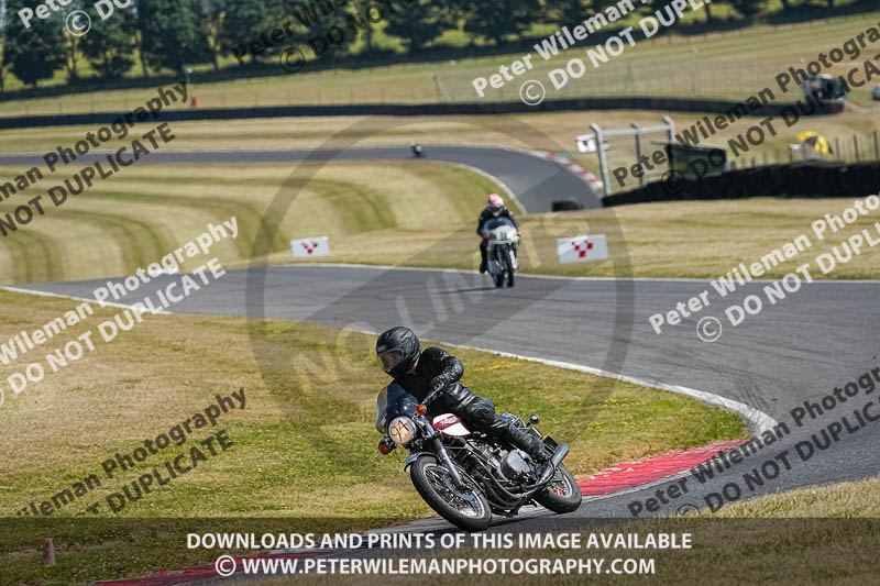 cadwell park;cadwell park photographs;cadwell trackday photographs;enduro digital images;event digital images;eventdigitalimages;peter wileman photography;racing digital images;trackday digital images;trackday photos